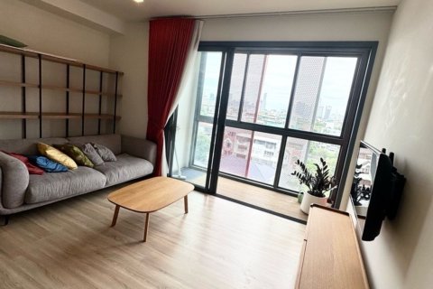 Studio dans le Condo à Watthana, Bangkok, Thaïlande  № 167210 - photo 1