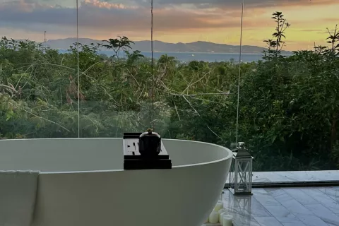 Villa in Surat Thani, Thailand 2 bedrooms № 137374 - photo 24