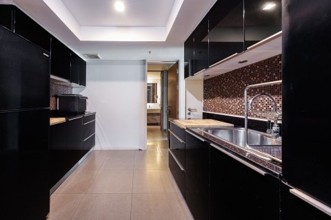 Condo à Khlong San, Bangkok, Thaïlande, 3 chambres  № 153999 - photo 16