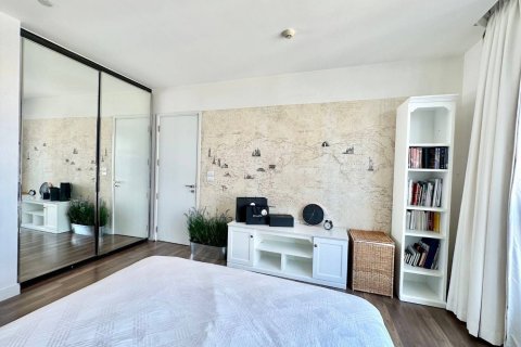 Condo à Phra Khanong, Bangkok, Thaïlande, 2 chambres  № 154003 - photo 7