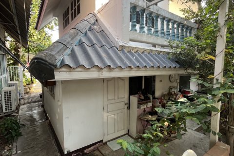 Шопхаус в Пхитсанулоке, Таиланд  № 149144 - фото 17