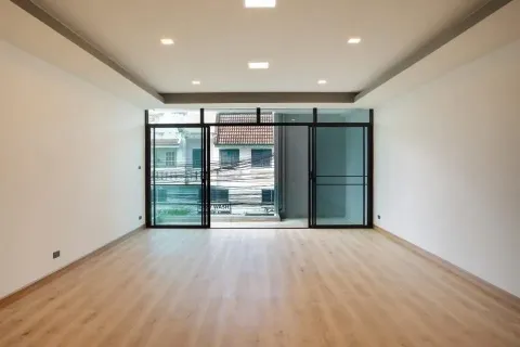 Таунхаус в Чиангмае, Таиланд с 3 спальнями  № 167738 - фото 6