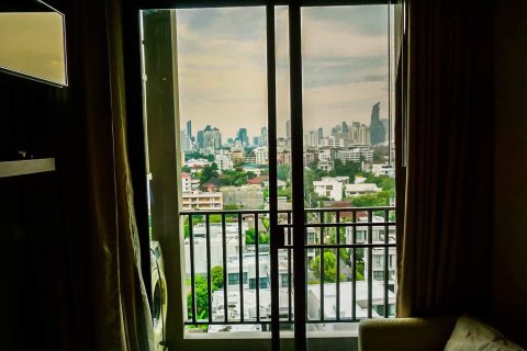 Studio in the Condo in Huai Khwang, Bangkok, Thailand  № 167739 - photo 11