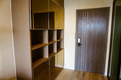 Studio in the Condo in Huai Khwang, Bangkok, Thailand  № 167739 - photo 10