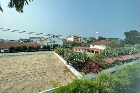 Condo in Hua Hin, Thailand, 2 bedrooms  № 168415 - photo 4