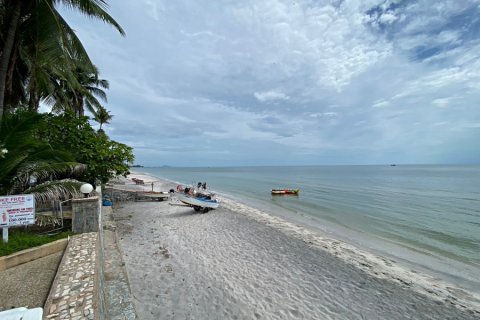 Condo in Hua Hin, Thailand, 2 bedrooms  № 168417 - photo 20