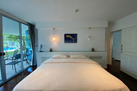 Condo in Hua Hin, Thailand, 2 bedrooms  № 168417 - photo 10