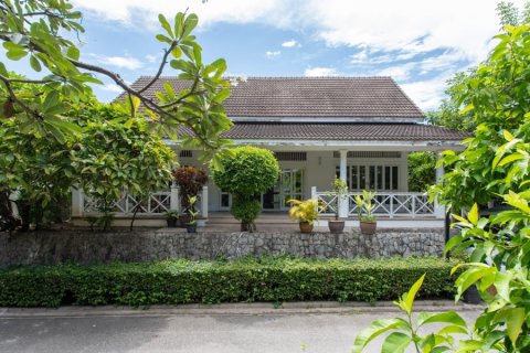 Кондоминиум с 3 спальнями в Хуа Хине, Таиланд № 168414 - фото 2