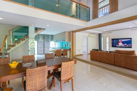 Кондоминиум с 3 спальнями в Хуа Хине, Таиланд № 168414 - фото 10