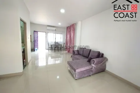 Casa de 3 dormitorios en Pattaya, Tailandia № 213388 - foto 2