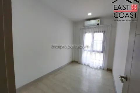 Casa de 3 dormitorios en Pattaya, Tailandia № 213388 - foto 6