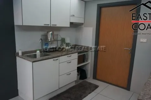 Condominio de 1 dormitorio en Pattaya, Tailandia № 213383 - foto 3