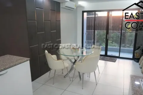 Condominio de 1 dormitorio en Pattaya, Tailandia № 213383 - foto 2