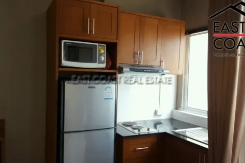 Estudio en el condominio en Pattaya, Tailandia № 213386 - foto 2