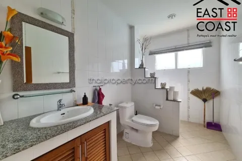 Casa de 3 dormitorios en Pattaya, Tailandia № 213387 - foto 19