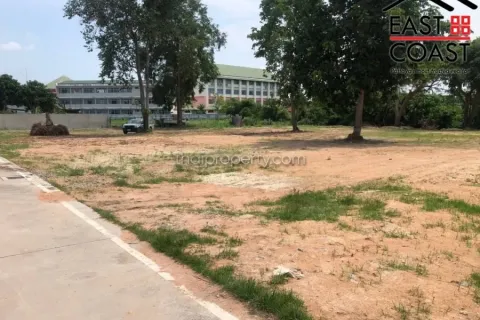 Terreno en Pattaya, Tailandia № 213384