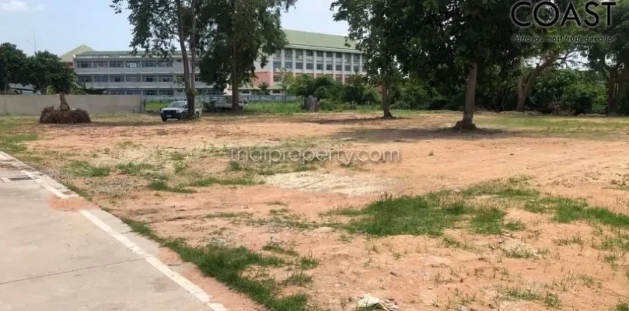 Terreno en Pattaya, Tailandia № 213384