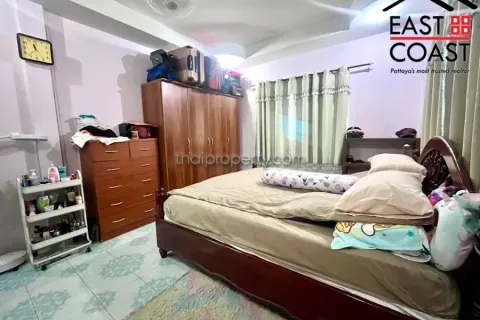 Casa de 3 dormitorios en Pattaya, Tailandia № 213385 - foto 14