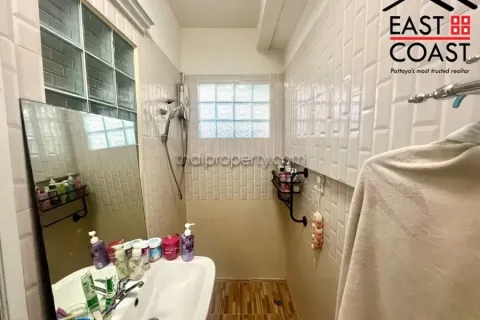 Casa de 3 dormitorios en Pattaya, Tailandia № 213385 - foto 12