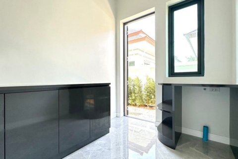Villa in Cha-am, Thailand 4 Schlafzimmer № 221944 - Foto 20