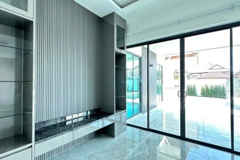 Villa in Cha-am, Thailand 4 Schlafzimmer № 221944 - Foto 10