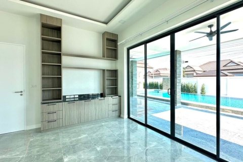 Villa in Cha-am, Thailand 4 Schlafzimmer № 221944 - Foto 19