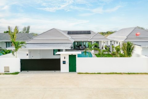 Villa in Hua Hin, Thailand 3 Schlafzimmer № 221941 - Foto 3