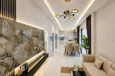 Haus in Pattaya, Thailand 3 Schlafzimmer № 220445 - Foto 2