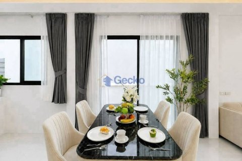 Haus in Pattaya, Thailand 3 Schlafzimmer № 220445 - Foto 4