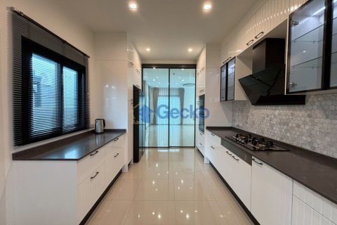 Haus in Pattaya, Thailand 4 Schlafzimmer № 220446 - Foto 10