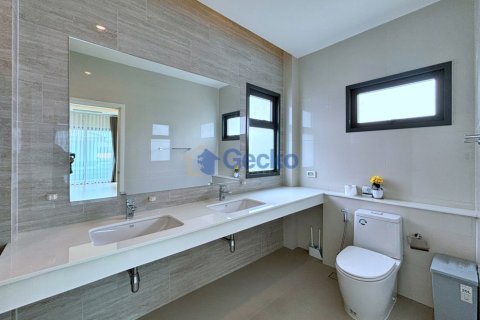 Haus in Pattaya, Thailand 4 Schlafzimmer № 220446 - Foto 15