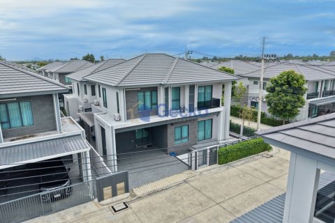 Haus in Pattaya, Thailand 4 Schlafzimmer № 220446 - Foto 6