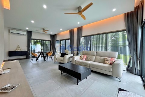 Haus in Pattaya, Thailand 2 Schlafzimmer № 220440 - Foto 11