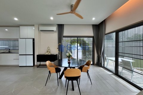Haus in Pattaya, Thailand 2 Schlafzimmer № 220440 - Foto 8