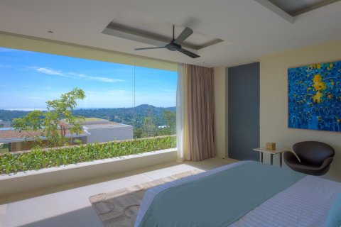 House in Surat Thani, Thailand 4 bedrooms № 181077 - photo 8