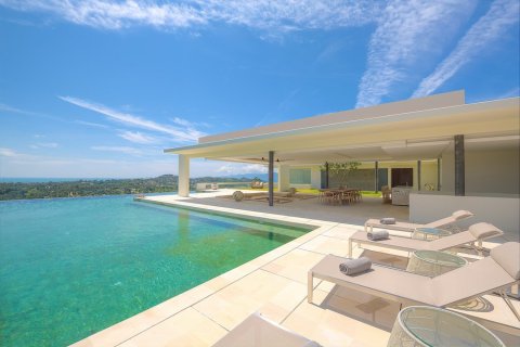 House in Surat Thani, Thailand 4 bedrooms № 181077 - photo 6