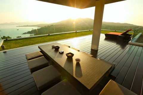 House in Surat Thani, Thailand 4 bedrooms № 181078 - photo 14