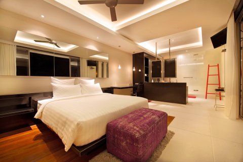 House in Surat Thani, Thailand 4 bedrooms № 181078 - photo 3