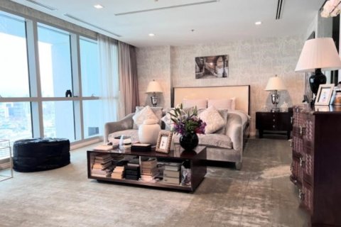 Penthouse in Bangkok, Thailand 3 bedrooms № 181073 - photo 8