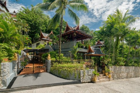 Maison à Bang Tao, Thaïlande 4 chambres № 181079 - photo 12
