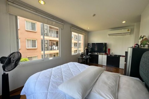 Condo à Watthana, Bangkok, Thaïlande, 2 chambres  № 161202 - photo 5