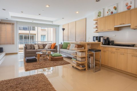 Condo à Watthana, Bangkok, Thaïlande, 2 chambres  № 161202 - photo 9