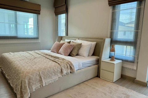 House in Phuket, Thailand 4 bedrooms № 161203 - photo 10