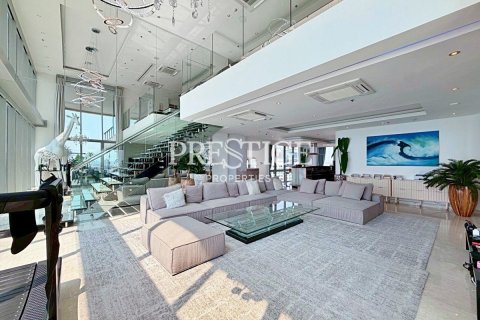 Condo in Pattaya, Thailand, 3 bedrooms № 197632 - photo 7