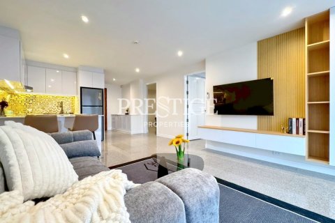 Condo in Pattaya, Thailand, 2 bedrooms № 197631 - photo 2