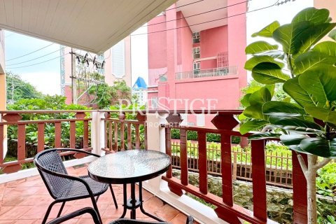Condo in Pattaya, Thailand, 2 bedrooms № 197631 - photo 11