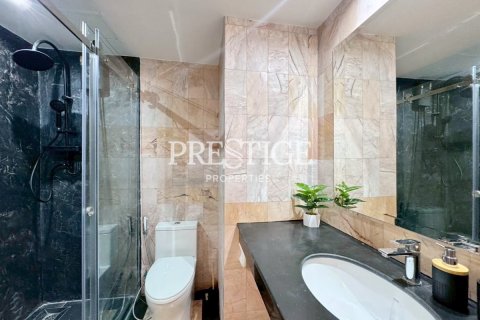 Condo in Pattaya, Thailand, 2 bedrooms № 197631 - photo 10