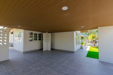 Villa à Hua Hin, Thaïlande 3 chambres № 151061 - photo 8