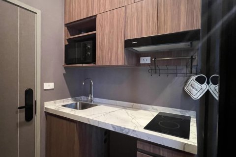 Студия в кондо в Бангкапи, Бангкок, Таиланд № 148581 - фото 3