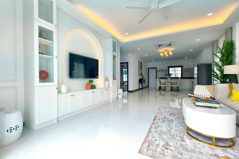 Villa à Pattaya, Thaïlande 4 chambres № 148576 - photo 5